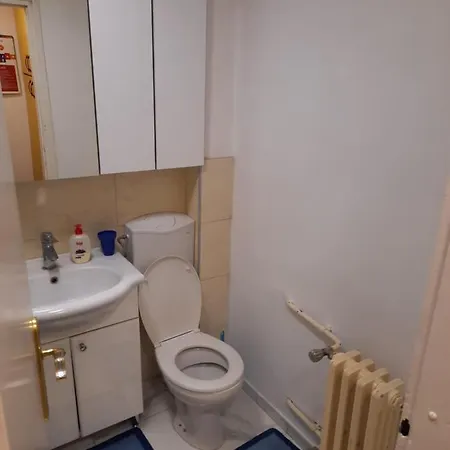 Bosnian Apartment *
